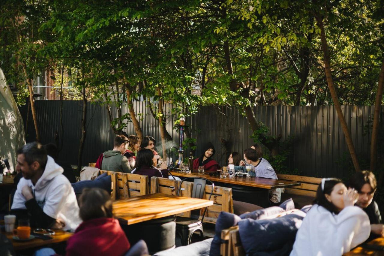 P2B Hostel & Bar Киев Экстерьер фото